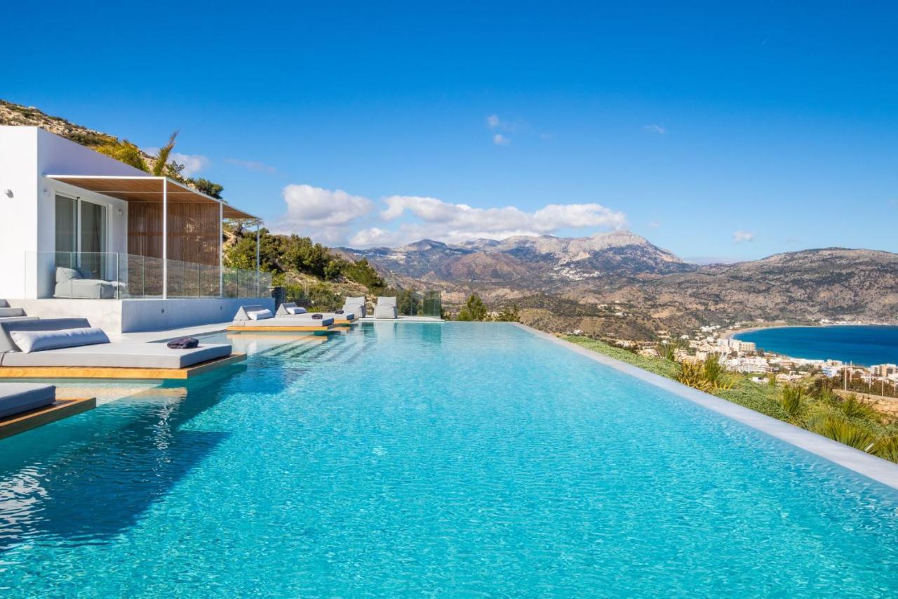 Istia Luxury Villas Kárpathos Eksteriør bilde