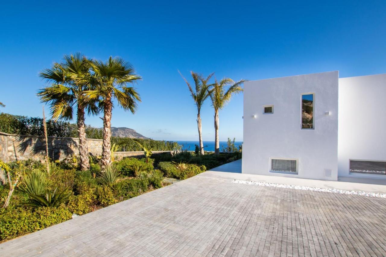 Istia Luxury Villas Kárpathos Eksteriør bilde